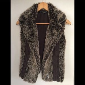 XOXO Faux Fur Sweater Vest / SHIPPING DISCOUNT!